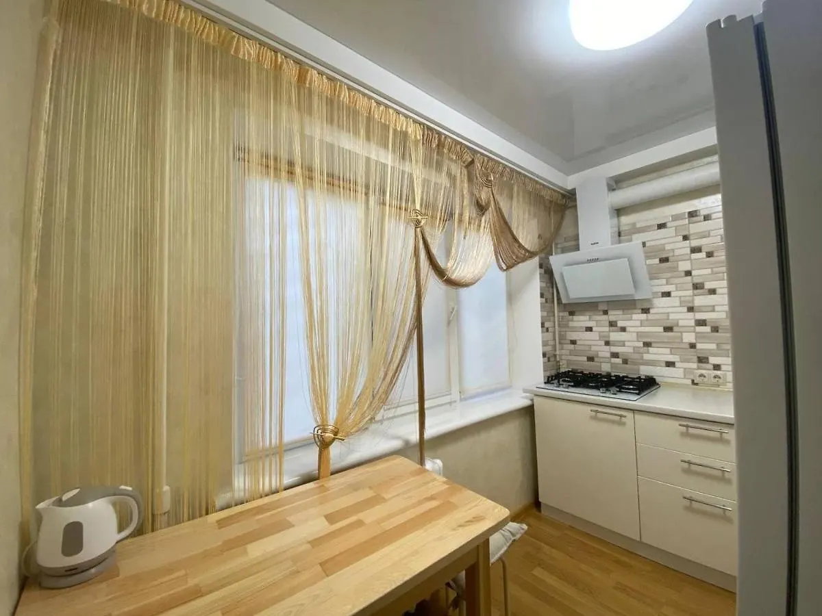 Сдам 1 Комнатную Квартиру, До М. Дарница 500М, Рядом Парк Победы, До Центра- 10 Минут На Метро. Apartment Kyiv