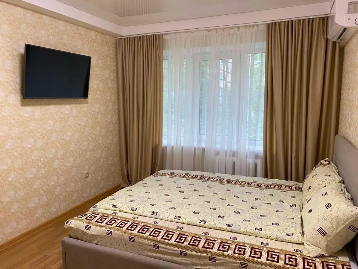 Apartment Сдам 1 Комнатную Квартиру, До М. Дарница 500М, Рядом Парк Победы, До Центра- 10 Минут На Метро.